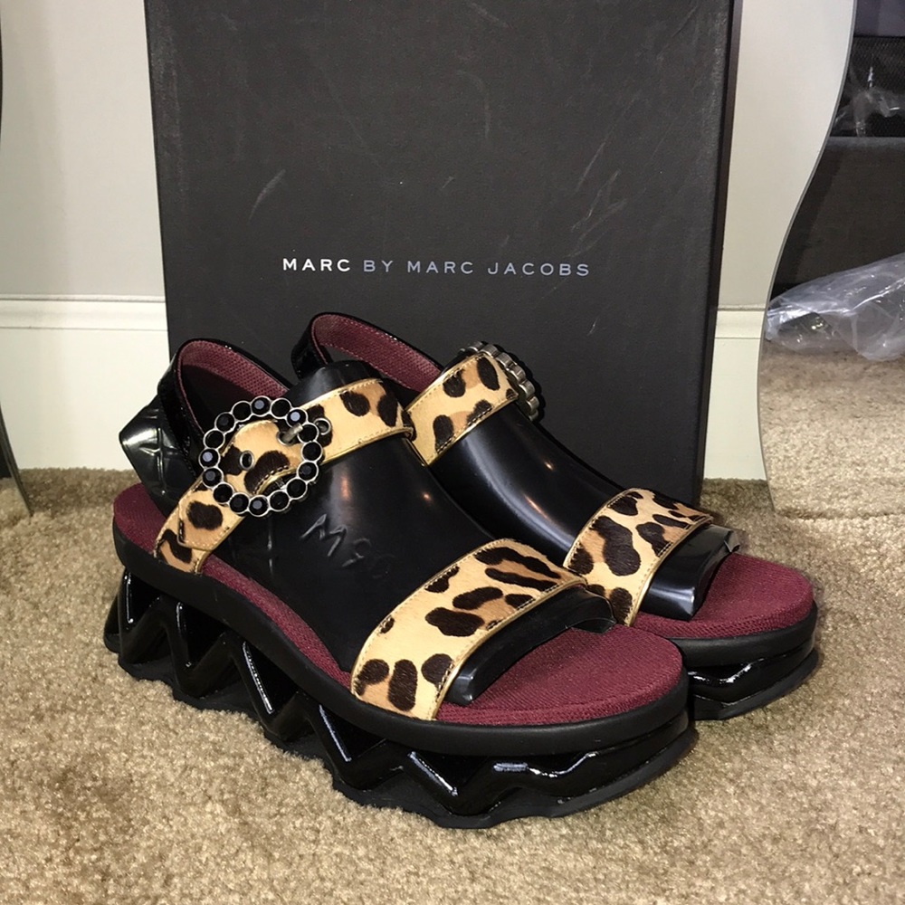 Leopard ninja sandal